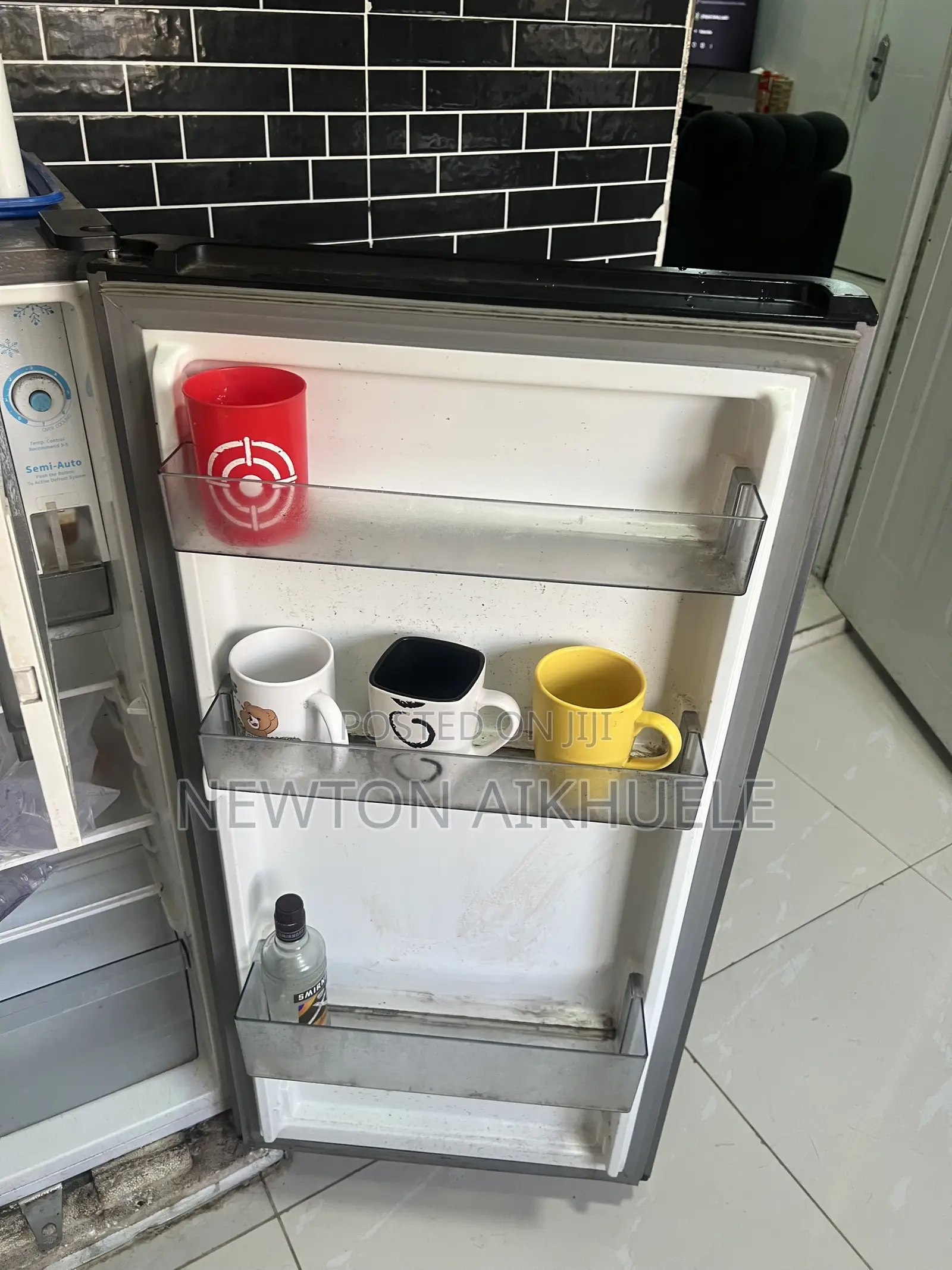 Very Clean and Chilled Refrigerator. That Cools Within 10 Mins
