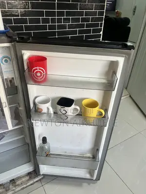 Very Clean and Chilled Refrigerator. That Cools Within 10 Mins