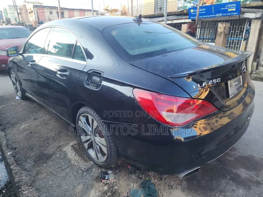 Mercedes-Benz CLA-Class 2016 Black