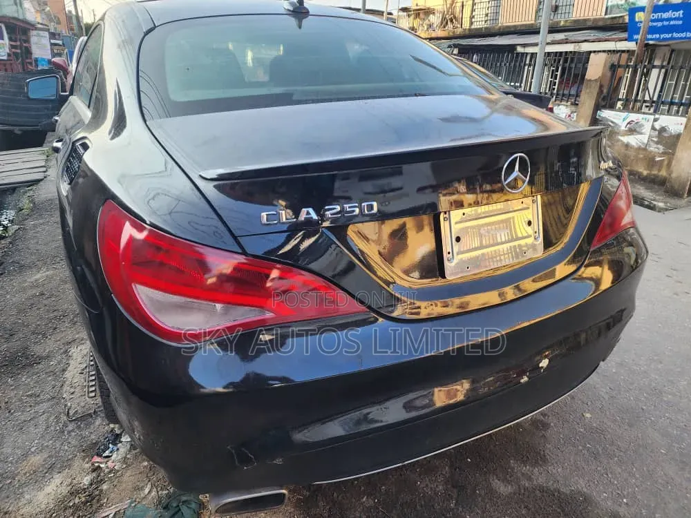 Mercedes-Benz CLA-Class 2016 Black