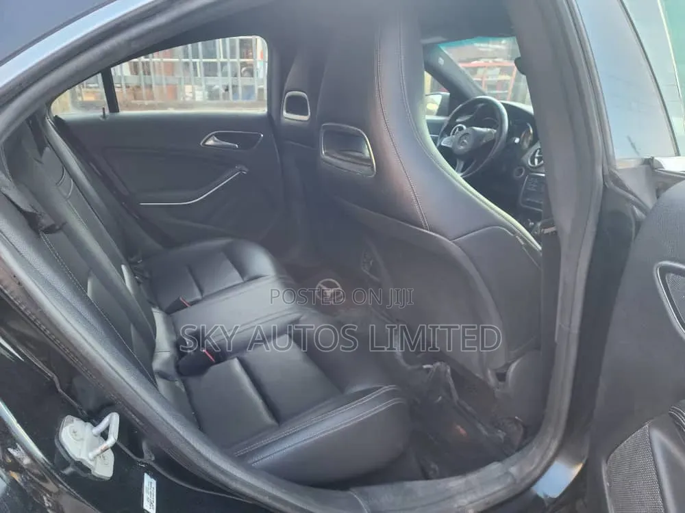 Mercedes-Benz CLA-Class 2016 Black