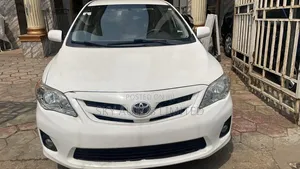 Toyota Corolla 2012 White