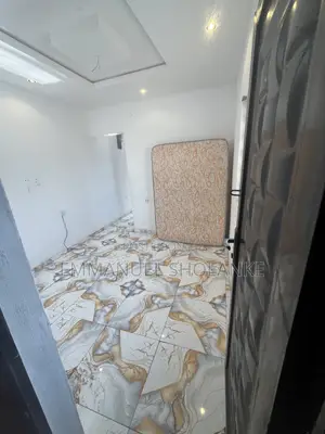 Furnished Mini Flat in Shomolu / Shomolu for rent