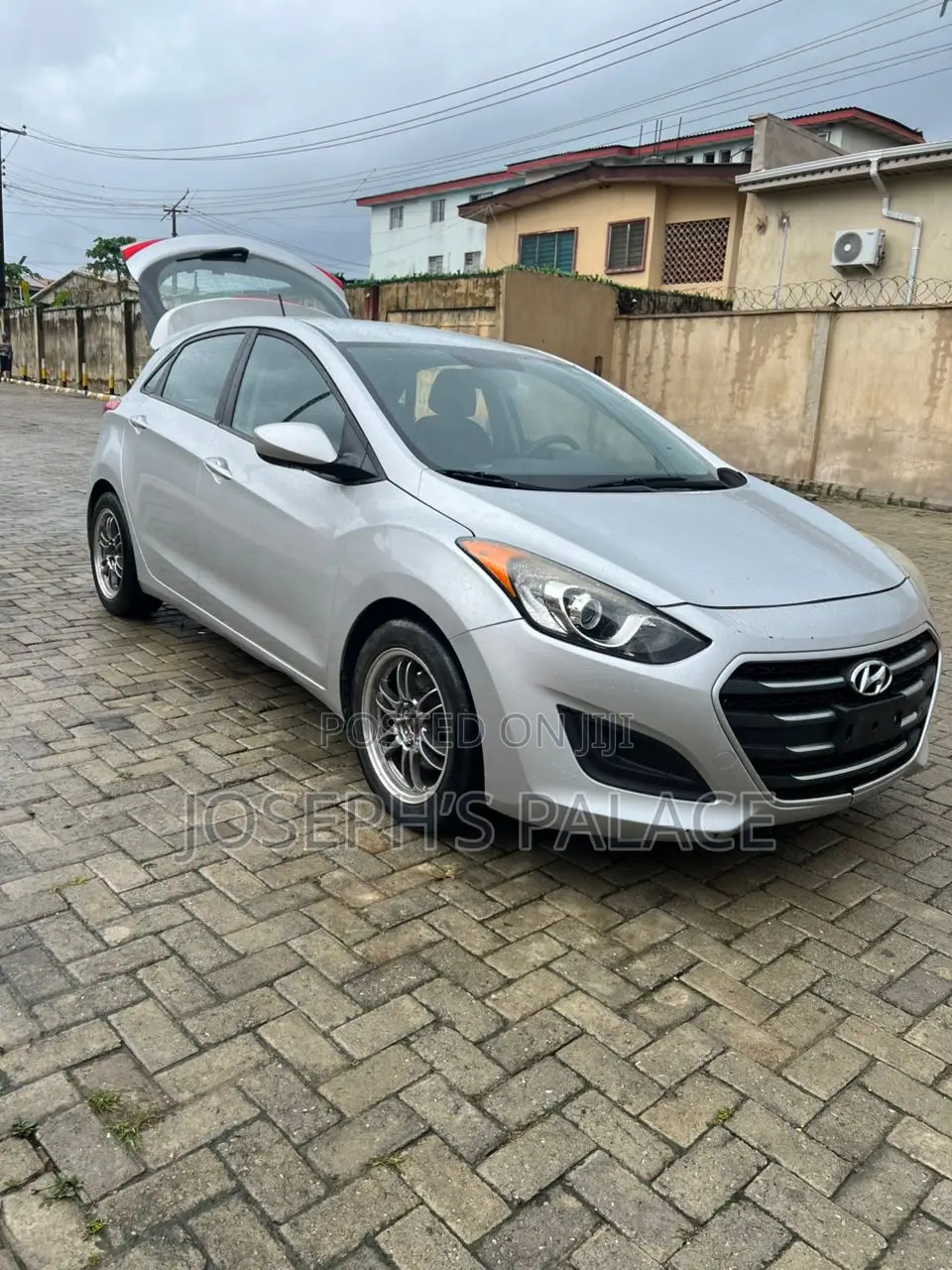 Hyundai Elantra 2016 Silver
