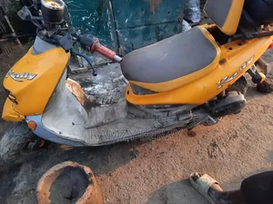 Hyosung Rally 2021 Yellow