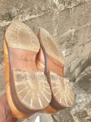 Men's Shoe