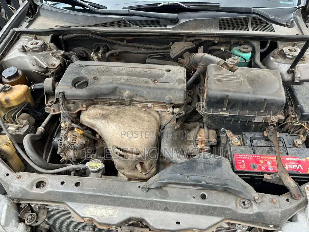 Toyota Camry 2005 Gray