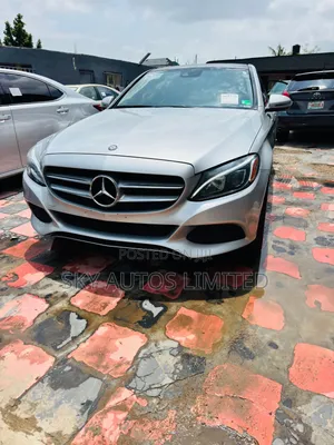 Mercedes-Benz C300 2017 Silver