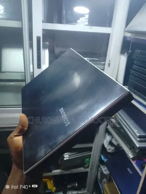 Laptop Samsung NP300E5V 8GB Intel Core i5 HDD 320GB