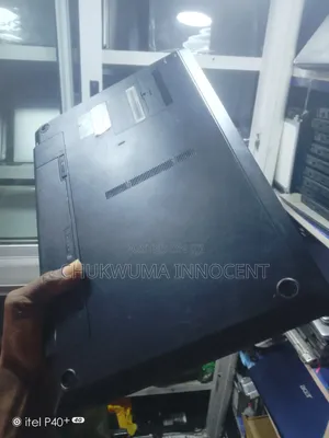 Laptop Samsung NP300E5V 8GB Intel Core i5 HDD 320GB