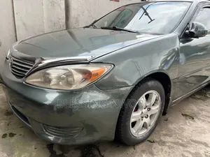Toyota Camry 2005 Green