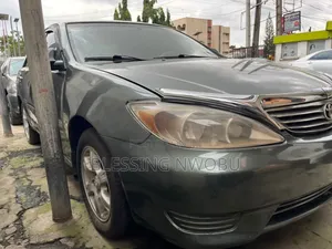 Toyota Camry 2005 Green