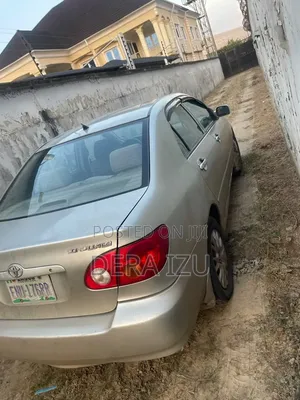Toyota Corolla 2004 Silver