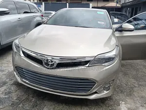 Toyota Avalon Limited 4dr Sedan (3.5L 6cyl 6A) 2014 Brown