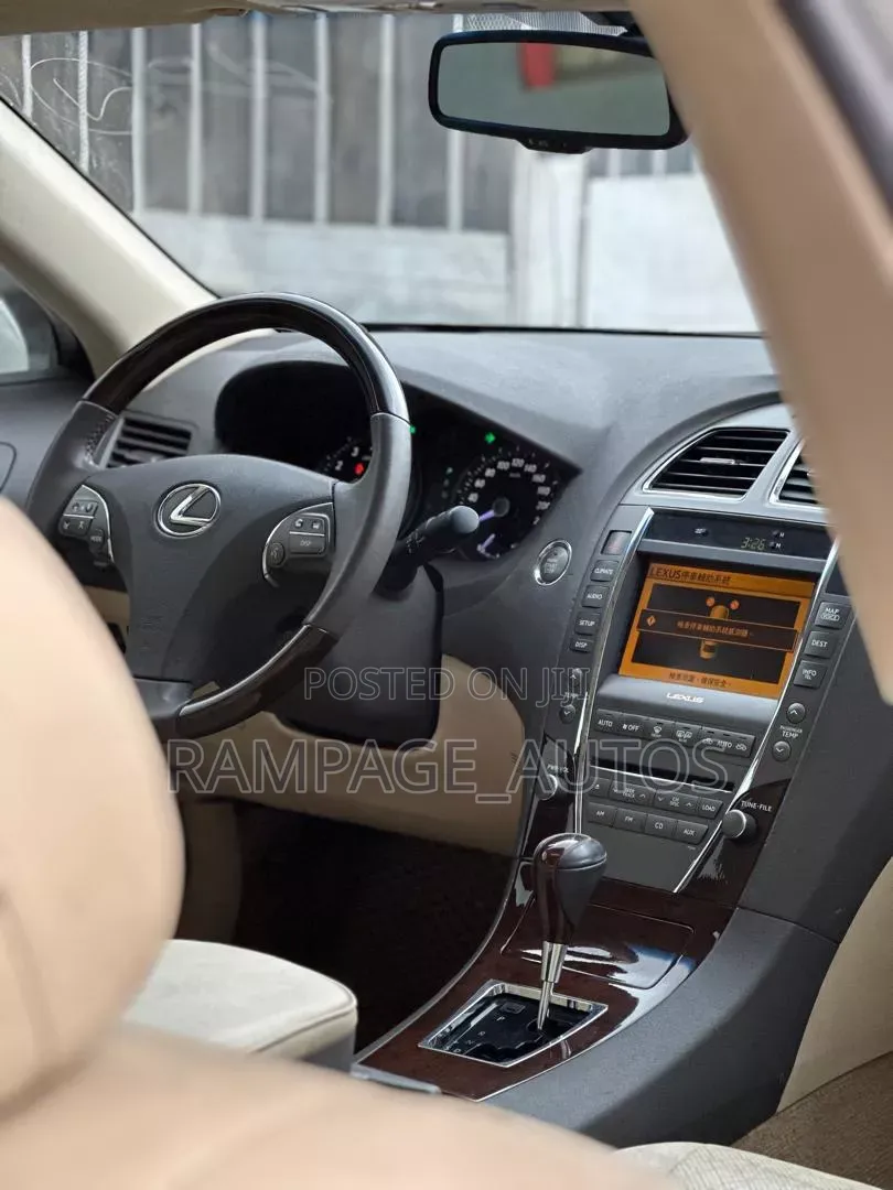Lexus ES 350 2012 White