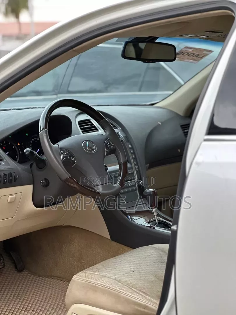 Lexus ES 350 2012 White