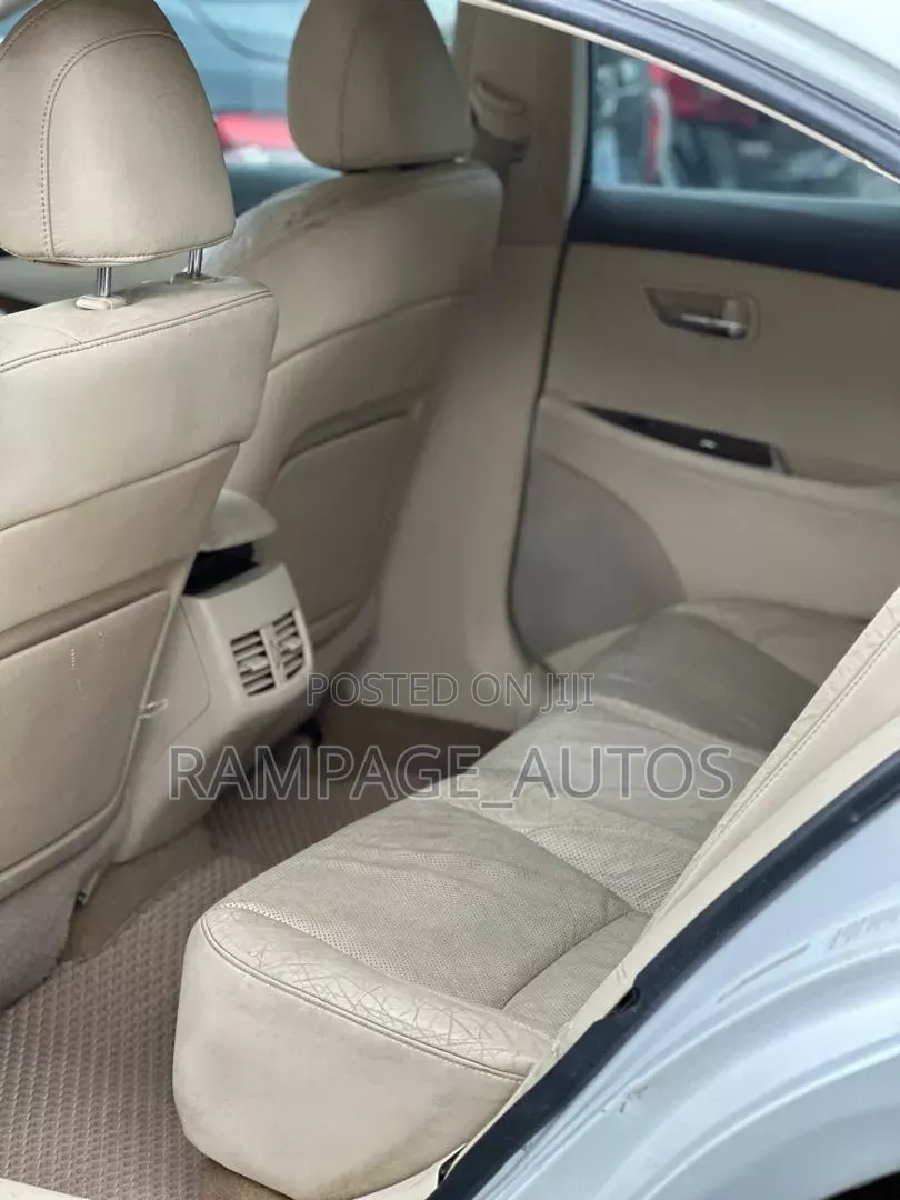 Lexus ES 350 2012 White