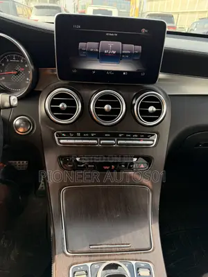 Mercedes-Benz GLC-Class 2017 Black