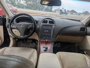 Lexus ES 2012 Black