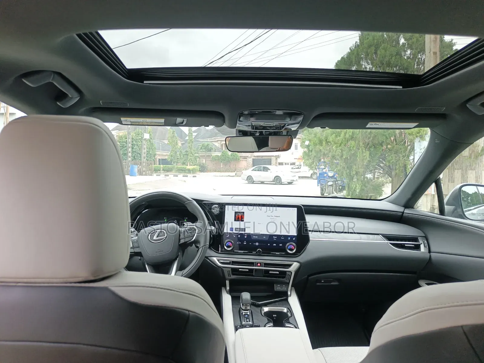 Lexus RX 2024 Silver
