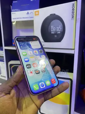 Apple iPhone 16 128 GB Pink