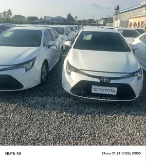 Toyota Corolla 2022 White