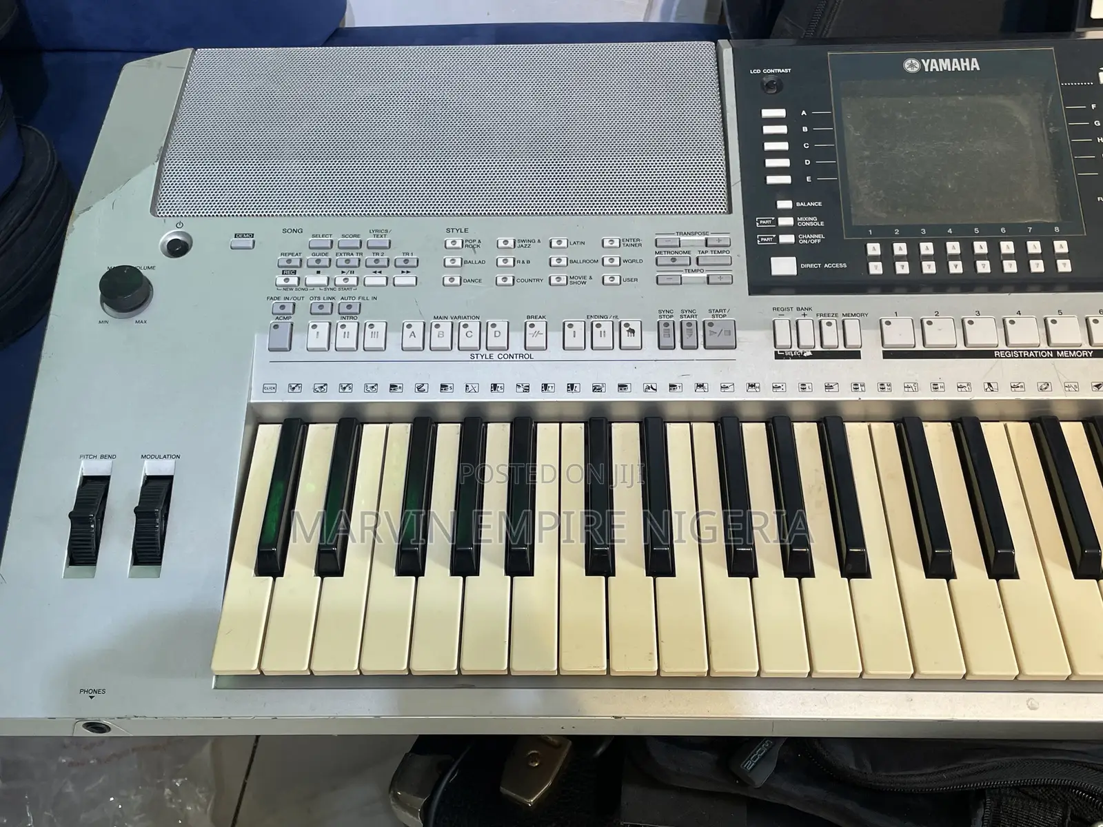 Yamaha Keyboard PSR-S710 With USB External Beats