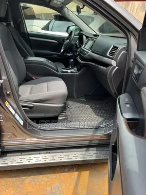 Toyota Highlander 2019 Gray