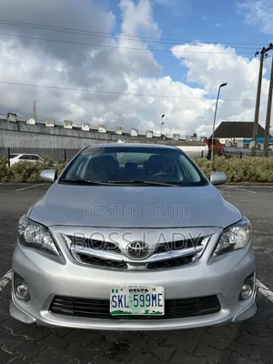 Toyota Corolla 2013 Silver
