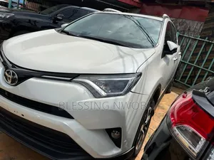 Toyota RAV4 2020 White