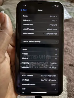 Apple iPhone 11 64 GB Black