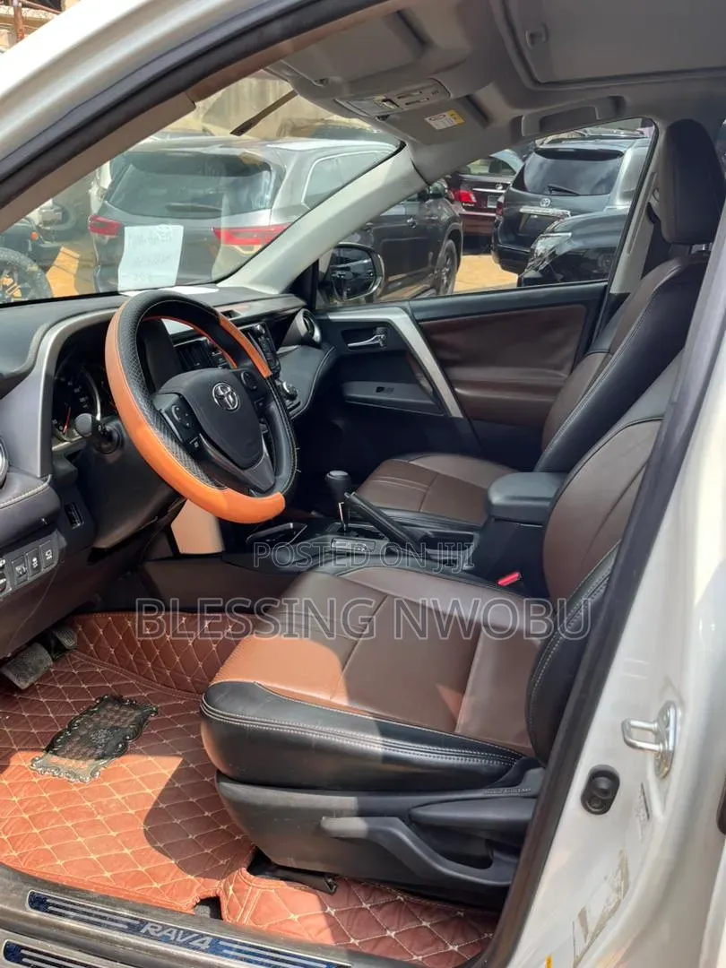 Toyota RAV4 2020 White