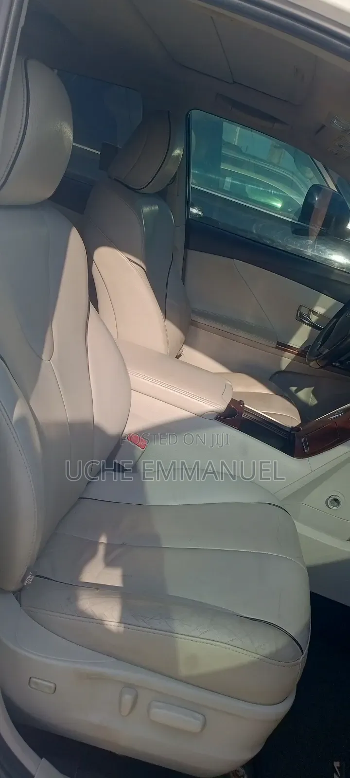 Toyota Venza 2012 White