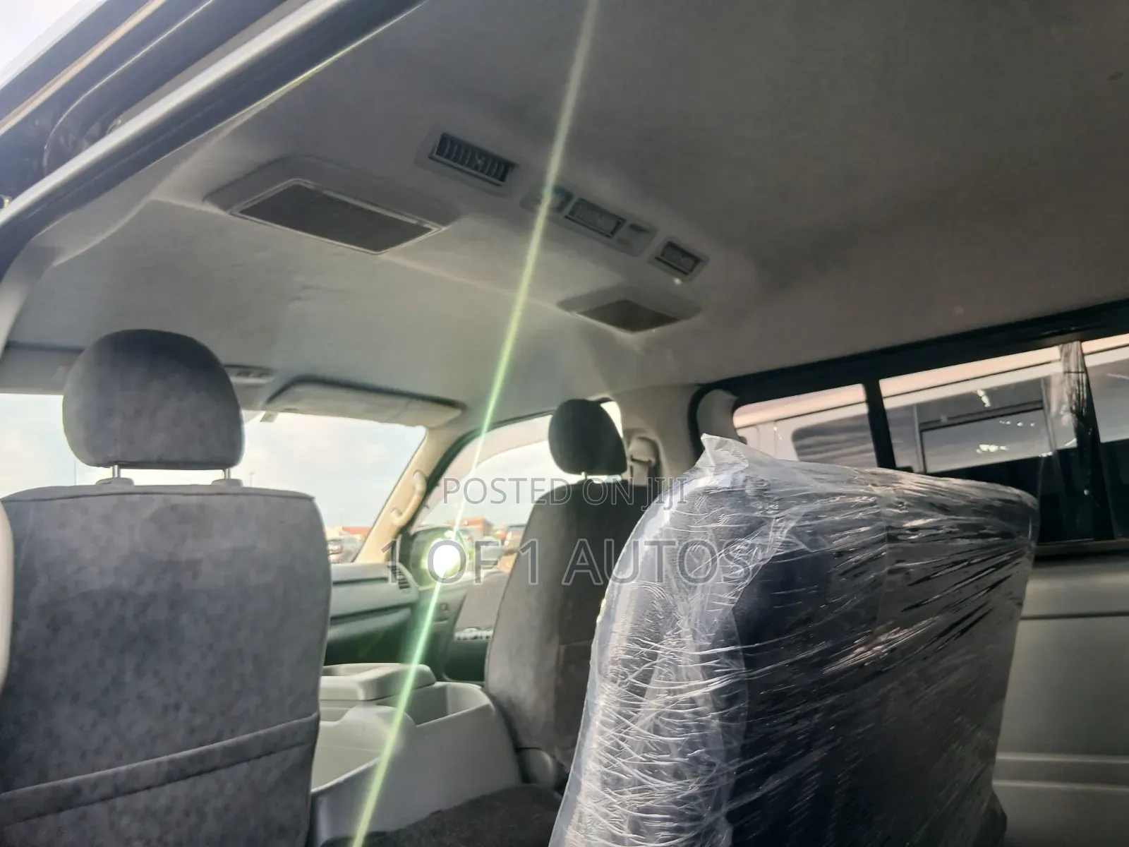 Toyota HiAce 2012 Black