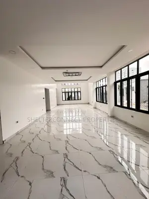 5bdrm Duplex in Banana Island for rent