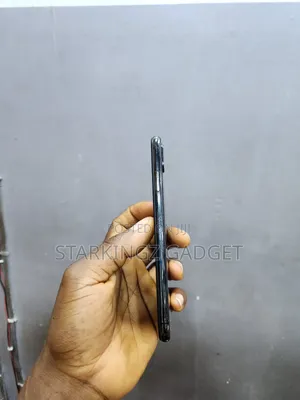 Apple iPhone XS Max 64 GB Black