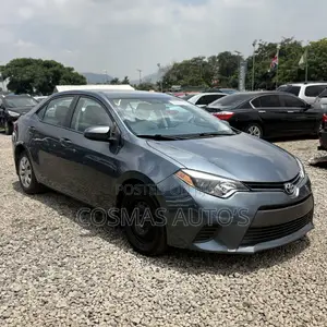 Toyota Corolla 2015 Gray