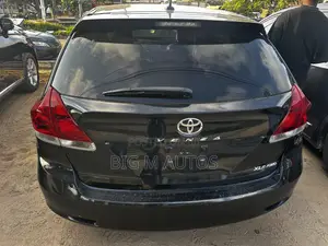 Toyota Venza XLE 4dr Wagon (2.7L 4cyl 6A) 2015 Black