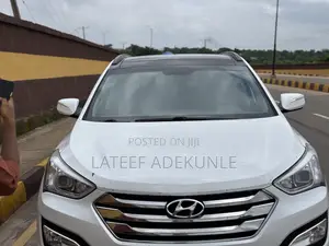 Hyundai Santa Fe Limited 4dr SUV AWD (3.3L 6cyl 6A) 2014 White