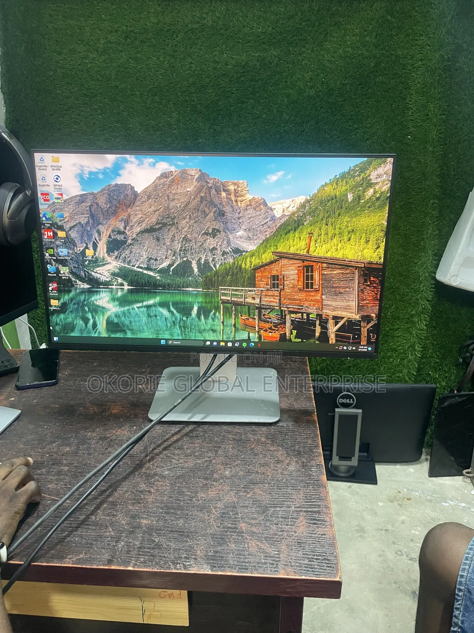 Dell Frameless Gaming Monitor