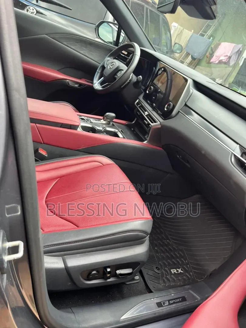 Lexus RX 2024 Gray