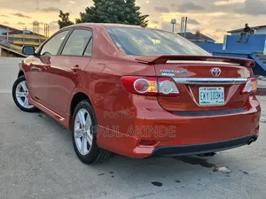 Toyota Corolla S Special Edition 4dr Sedan (1.8L 4cyl 4A) 2013 Orange