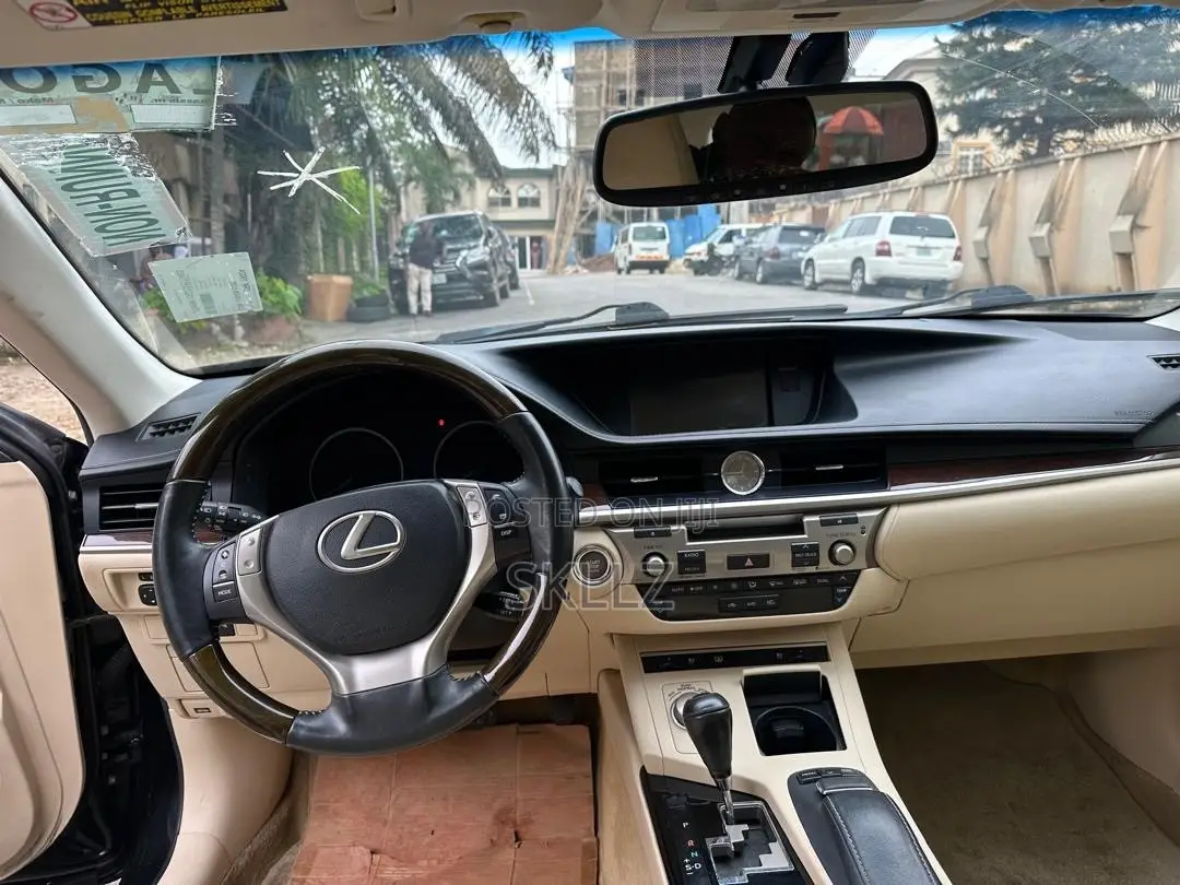 Lexus ES 2014 Black