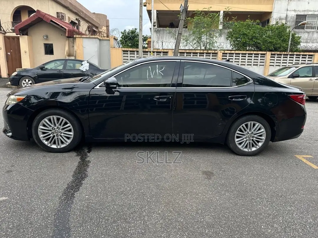 Lexus ES 2014 Black