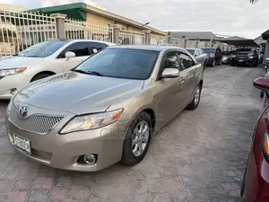 Toyota Camry LE 4dr Sedan (2.4L 4cyl 5A) 2007 Gold