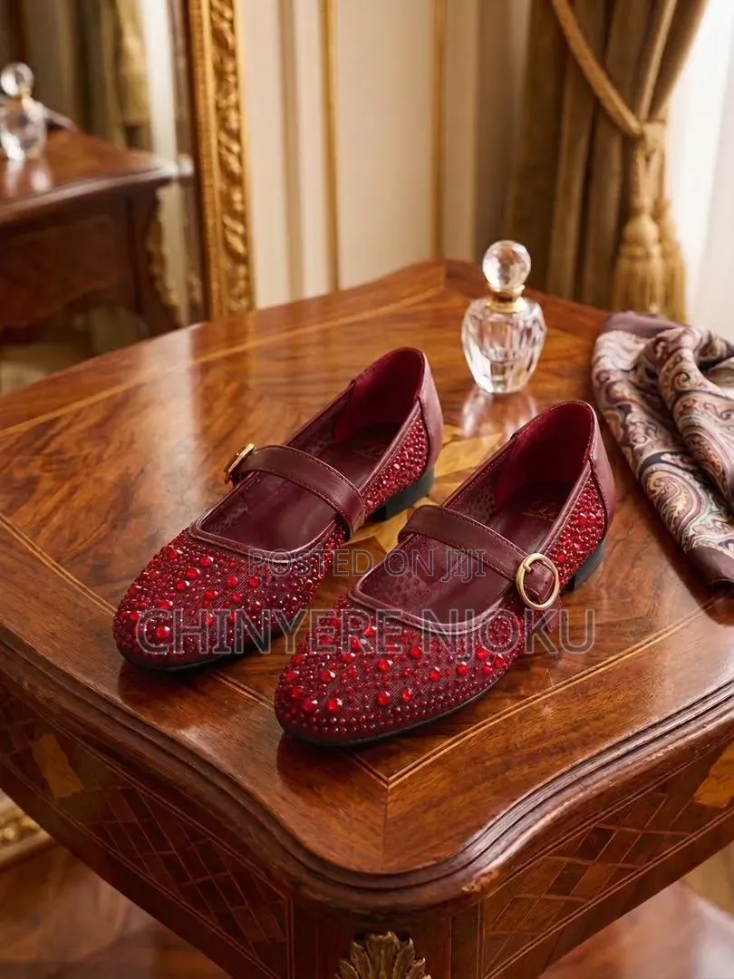 Zara Flat Shoes for Ladies