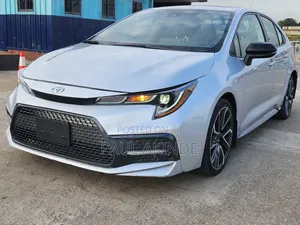 Toyota Corolla SE 2021 Silver