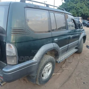 Toyota Land Cruiser Prado 1999 Green