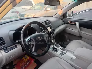 Toyota Highlander 2013 Gray
