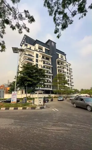 3bdrm Apartment in Ikoyi Lagos for rent